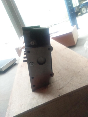 E322 E325 3116 Testa del cilindro del motore  140-7371 1407371