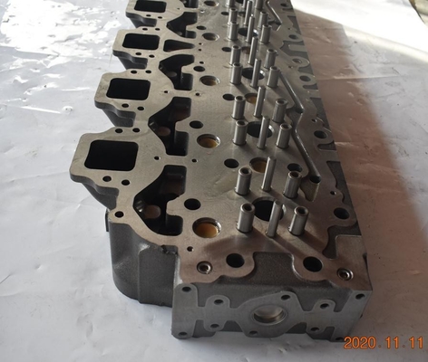 Parti di motori diesel Testa di cilindro Assy 1105096 Per motore  E3406 3406
